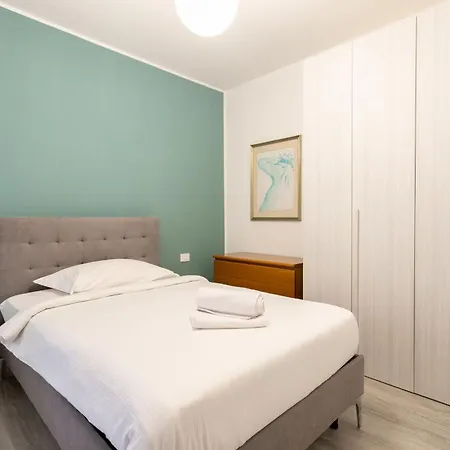 Russoli By Halldis Apartment Milan