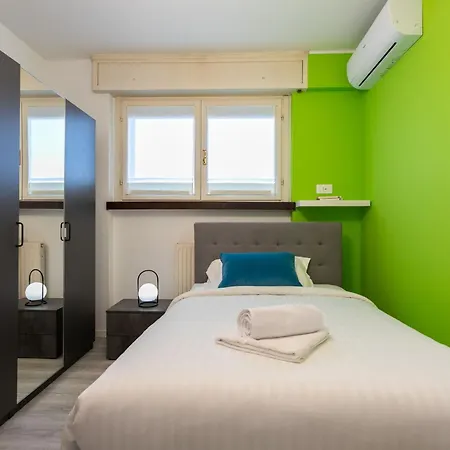 Russoli By Halldis דירה מילאנו