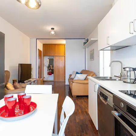 Russoli By Halldis * מילאנו